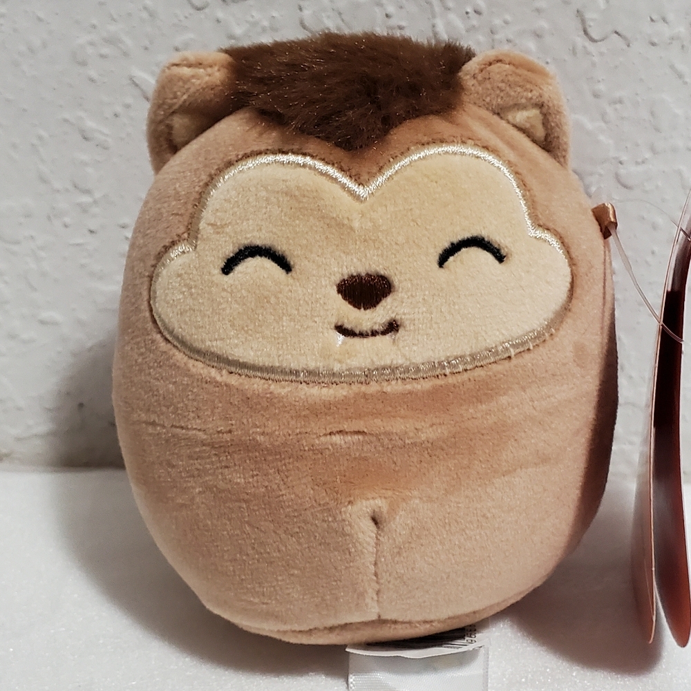 NWT Wade, The Werewolf 4" Squishmallows